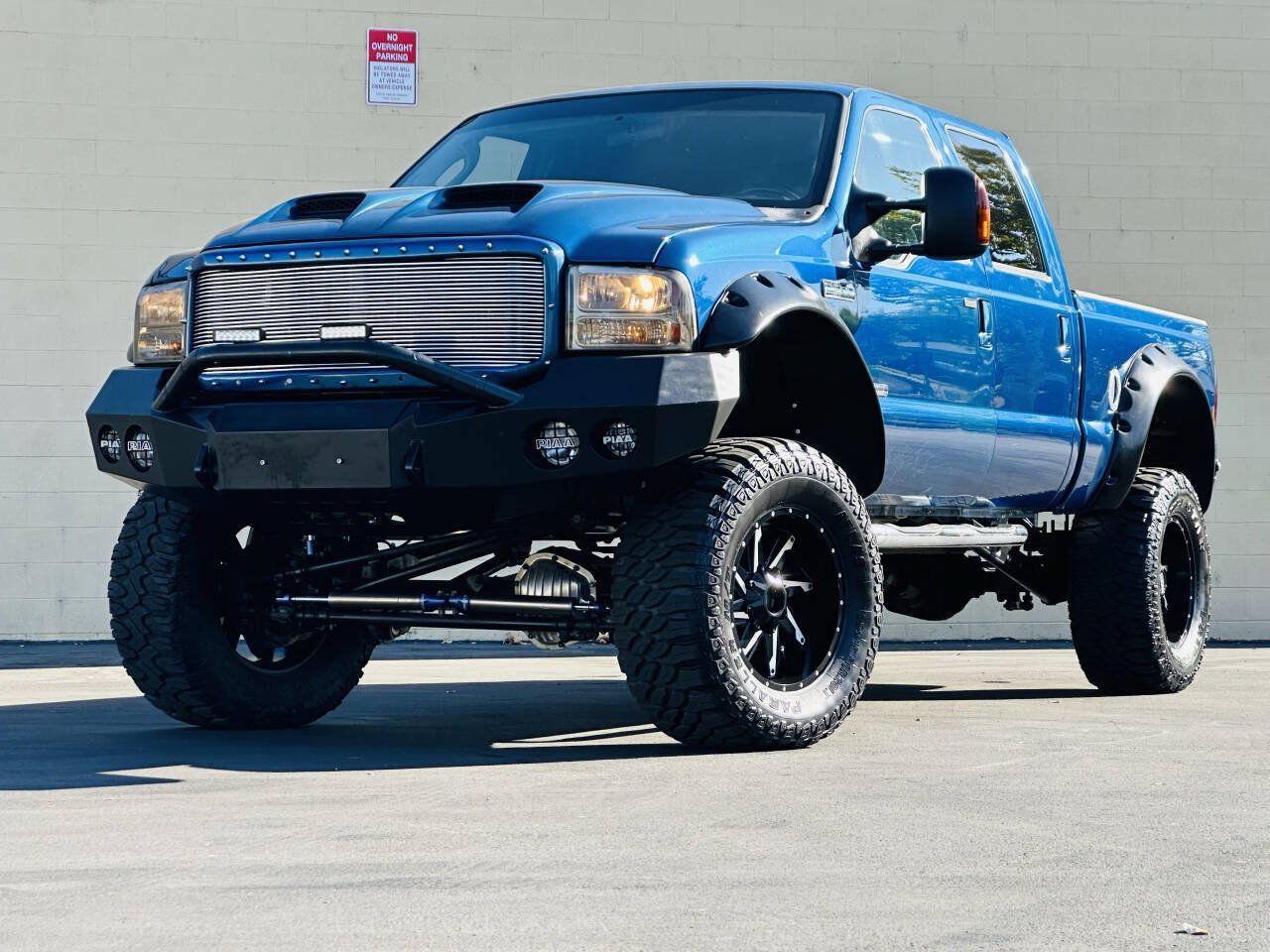 Used 2005 Ford F250 XLT AWD/4WD image 4