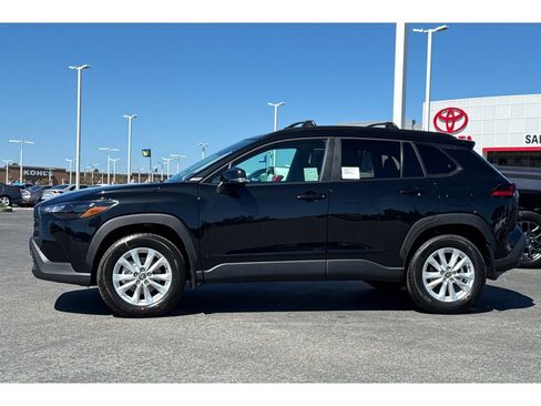 New 2026 Toyota Corolla Cross LE image 7