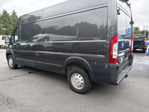 Used 2021 RAM ProMaster 2500 w/ Convenience Group FWD image 8