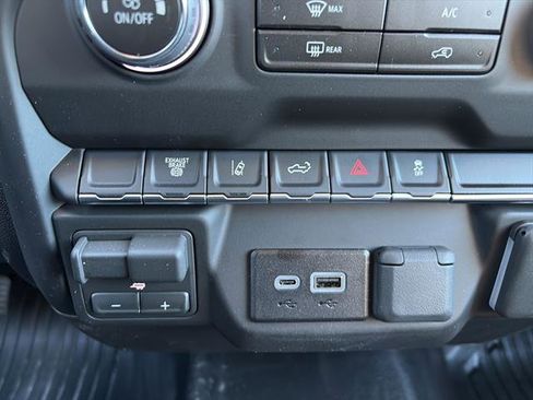 New 2026 Chevrolet Silverado 3500 W/T AWD/4WD image 21