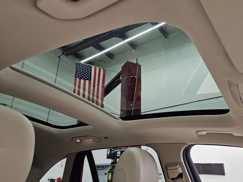 Used 2022 Mercedes-Benz GLC 300 GLC 300 image 19