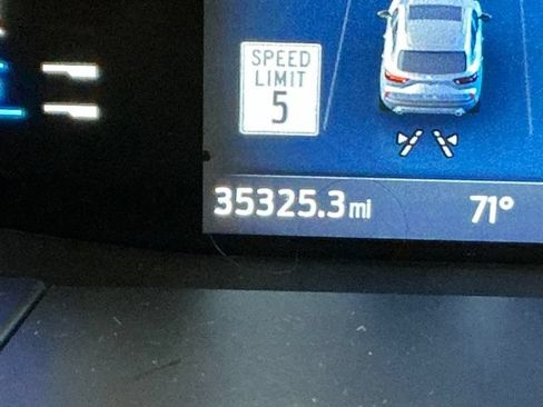 Used 2023 Ford Escape ST-Line w/ Tech Pack #1 FWD image 28