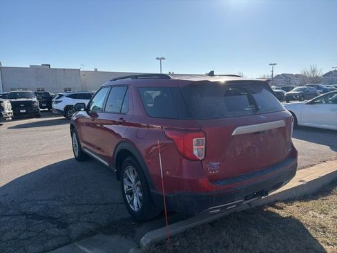 Certified 2024 Ford Explorer XLT w/ Equipment Group 202A image 6