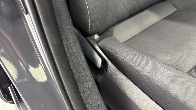 Used 2025 Toyota Corolla LE FWD image 19