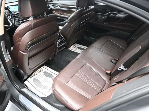 Used 2018 BMW 740i 740i image 17