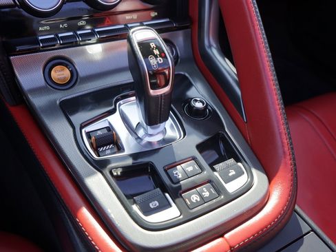 Used 2017 Jaguar F-TYPE S image 17