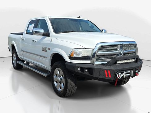 Used 2015 RAM 2500 Limited AWD/4WD image 2