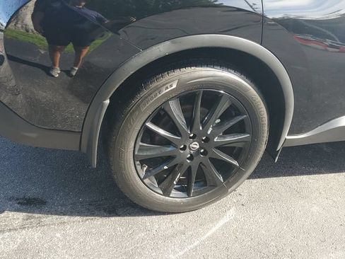 Certified 2024 Nissan Murano SV w/ SV Midnight Edition Package FWD image 5
