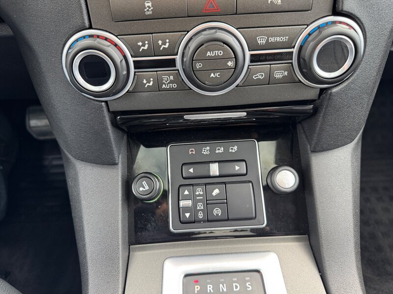 Used 2016 Land Rover LR4 HSE Silver Edition AWD/4WD image 65