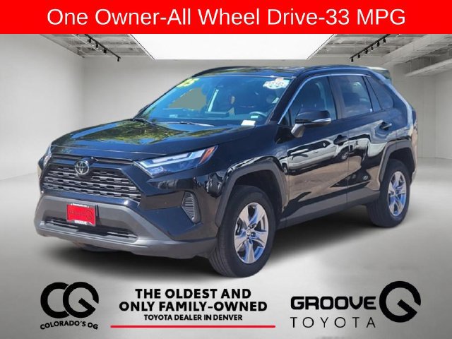 Used 2025 Toyota RAV4 XLE AWD/4WD image 1