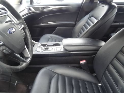 Used 2020 Ford Fusion SEL FWD image 8
