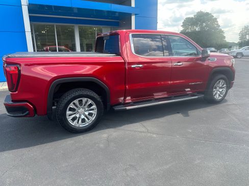 Used 2021 GMC Sierra 1500 Denali w/ Driver Alert Package II image 2