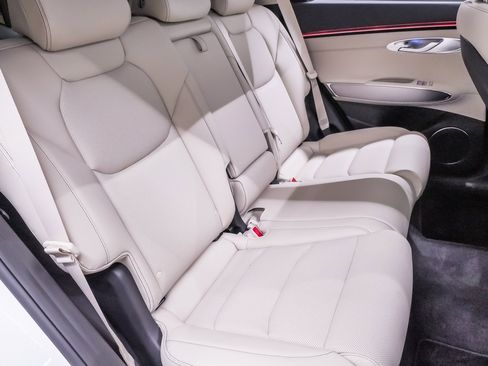 Certified 2026 Genesis GV70 2.5T Select image 12