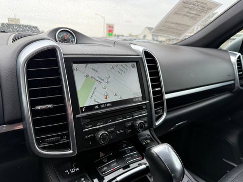 Used 2014 Porsche Cayenne S AWD/4WD image 15