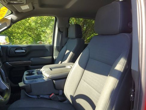 Used 2021 Chevrolet Silverado 1500 LT w/ Z71 Off-Road Package AWD/4WD image 16