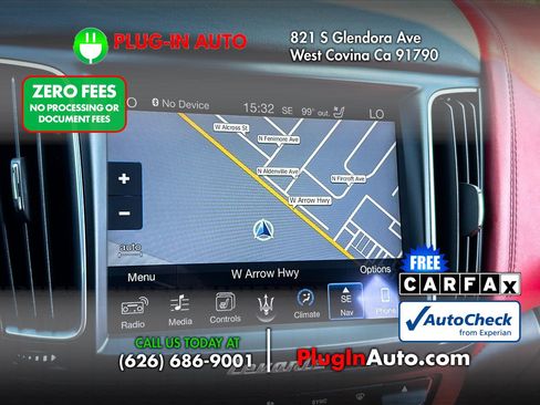 Used 2017 Maserati Levante AWD/4WD image 31