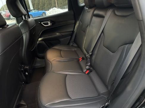 New 2026 Jeep Compass Latitude image 18