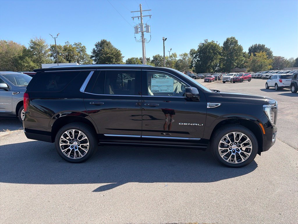 New 2027 GMC Yukon Denali w/ Denali Reserve Package AWD/4WD image 7