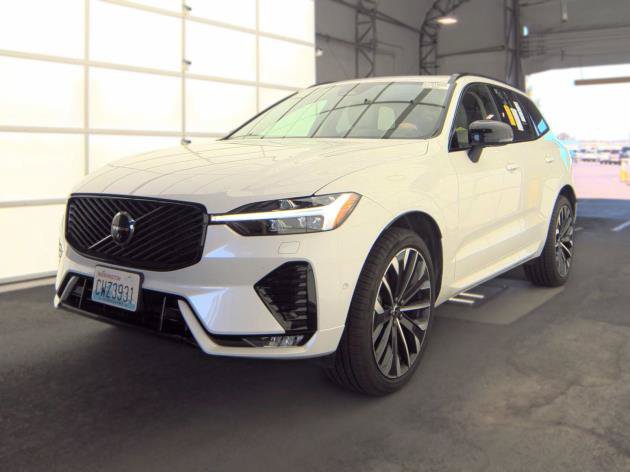 Used 2026 Volvo XC60 B5 Ultra AWD/4WD image 3