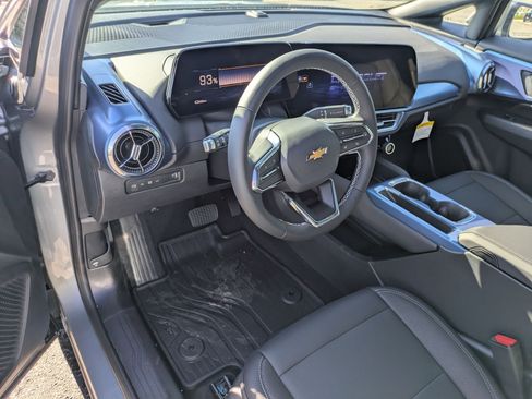 New 2026 Chevrolet Equinox EV LT w/ LPO, All-Weather Mat Package image 10