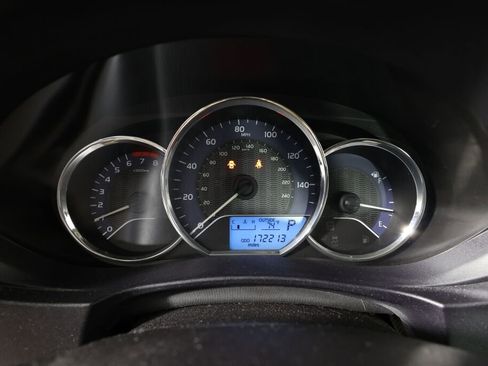 Used 2015 Toyota Corolla LE image 30