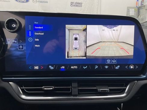 New 2026 Chevrolet Equinox EV LT AWD/4WD image 6