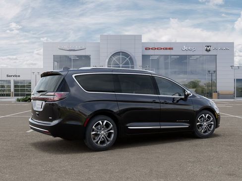 New 2026 Chrysler Pacifica Pinnacle AWD/4WD image 4