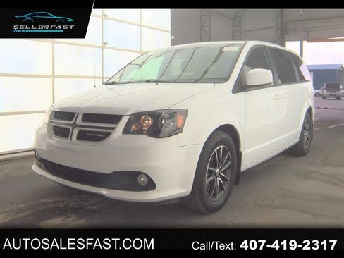 Used 2019 Dodge Grand Caravan GT FWD image 1