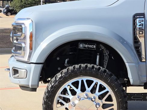 Used 2024 Ford F450 Limited w/ FX4 Off-Road Package image 5