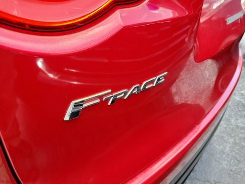 Used 2017 Jaguar F-PACE Prestige AWD/4WD image 6