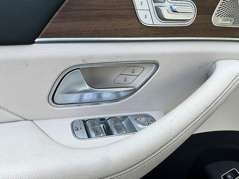 Used 2023 Mercedes-Benz GLE 450 4MATIC image 13