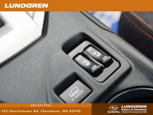 Used 2021 Subaru Crosstrek 2.0i Premium AWD/4WD image 23