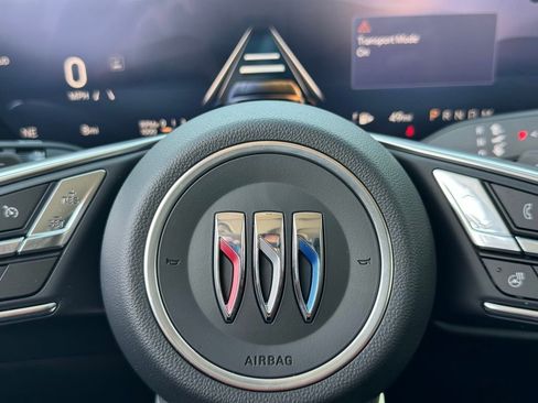 New 2026 Buick Envision Avenir image 25