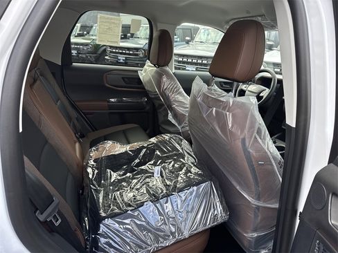 Used 2025 Ford Bronco Sport Outer Banks w/ Outer Banks Tech Package+ image 26