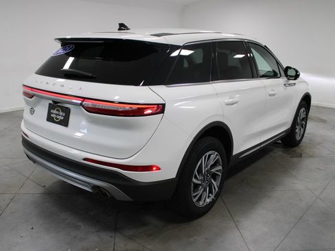 Used 2023 Lincoln Corsair FWD image 9