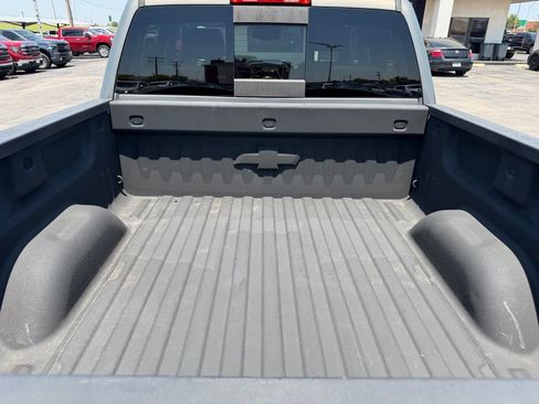 Used 2017 Chevrolet Silverado 1500 LTZ Z71 w/ LTZ Plus Package AWD/4WD image 17