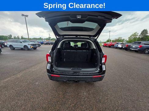 Used 2026 Ford Explorer Active AWD/4WD image 31