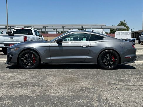 Certified 2021 Ford Mustang Shelby GT500 w/ Technology Package RWD image 6