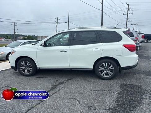 Used 2017 Nissan Pathfinder S FWD image 3