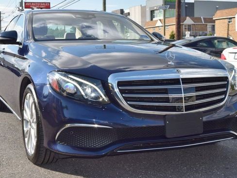 Used 2020 Mercedes-Benz E 450 4MATIC Sedan w/ Driver Assistance Package image 9
