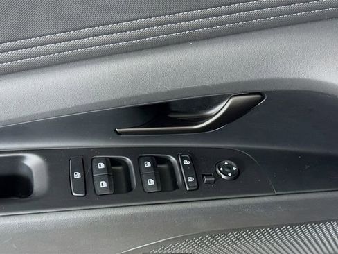 Certified 2025 Hyundai Elantra Sport w/ Cargo Package image 35