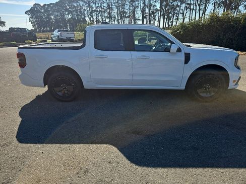 New 2025 Ford Maverick Lobo image 38