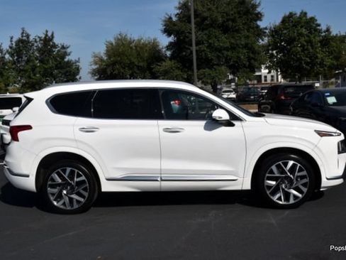 Used 2023 Hyundai Santa Fe Calligraphy FWD image 3