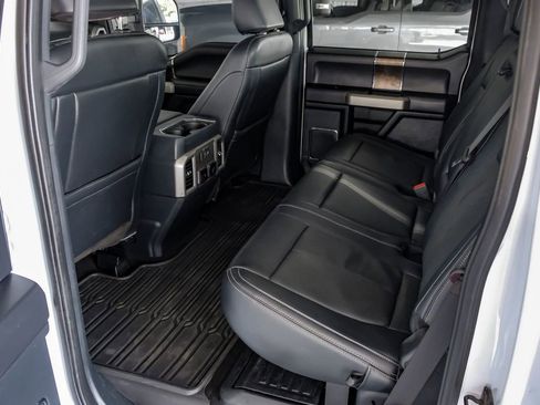 Used 2022 Ford F450 Lariat w/ Chrome Package image 37