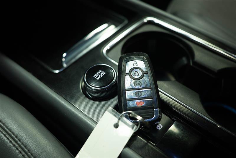 Used 2022 Lincoln Corsair FWD w/ Premium Package image 23