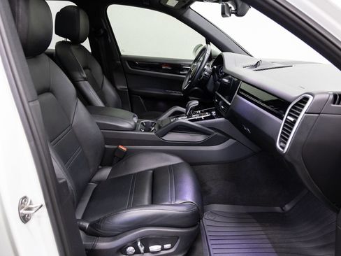 Used 2019 Porsche Cayenne S AWD/4WD image 14