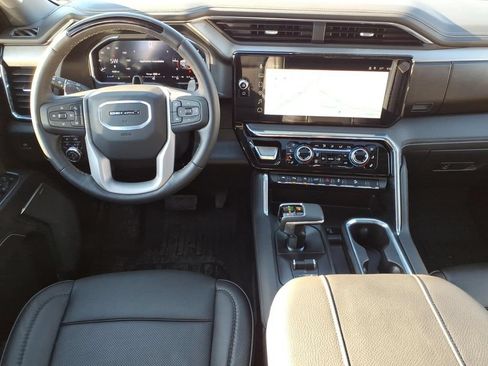 Used 2026 GMC Sierra 1500 Denali AWD/4WD image 16