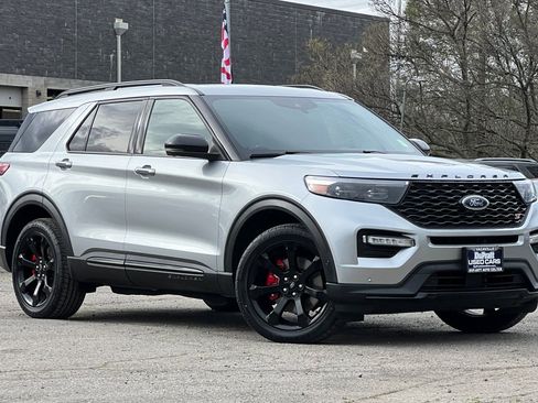 Certified 2022 Ford Explorer ST w/ Equipment Group 401A image 2