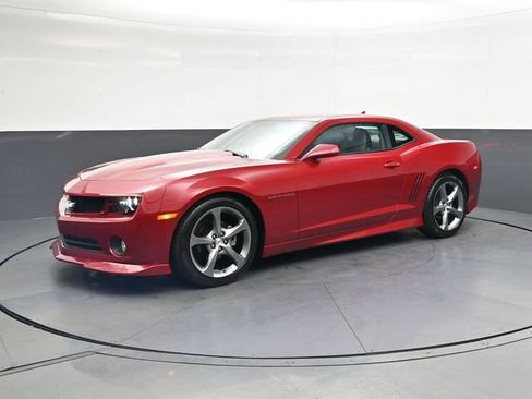 Used 2013 Chevrolet Camaro LT RWD image 9