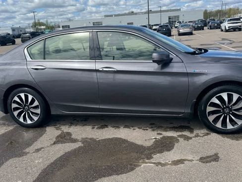 Used 2017 Honda Accord EX-L image 4